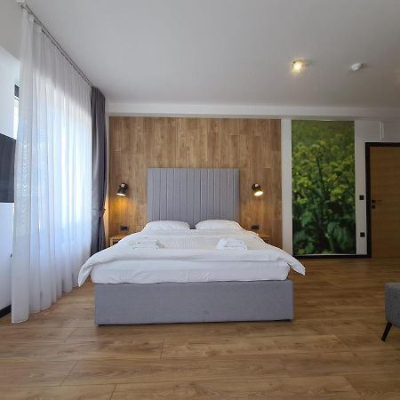 טומיסלאבגראד Motel Btg מראה חיצוני תמונה