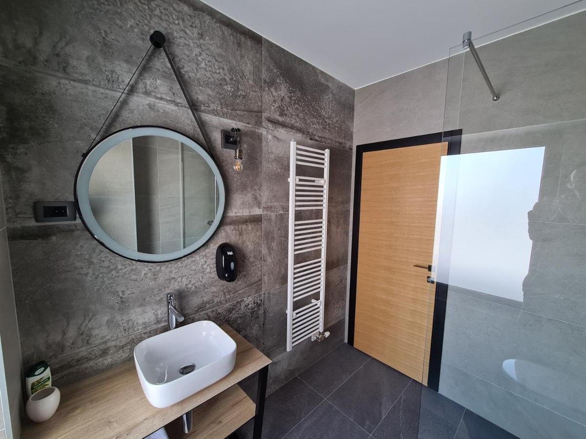 טומיסלאבגראד Motel Btg מראה חיצוני תמונה